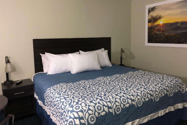 Days Inn by Wyndham South Lake Tahoe image 2