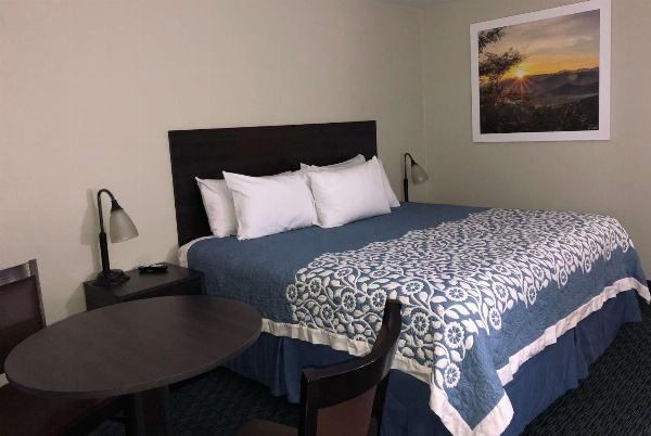 Days Inn by Wyndham South Lake Tahoe image 3